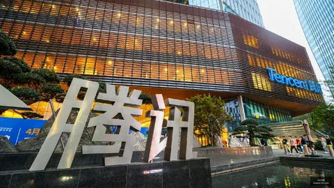 荣耀电竞新品发，战队联名引关注